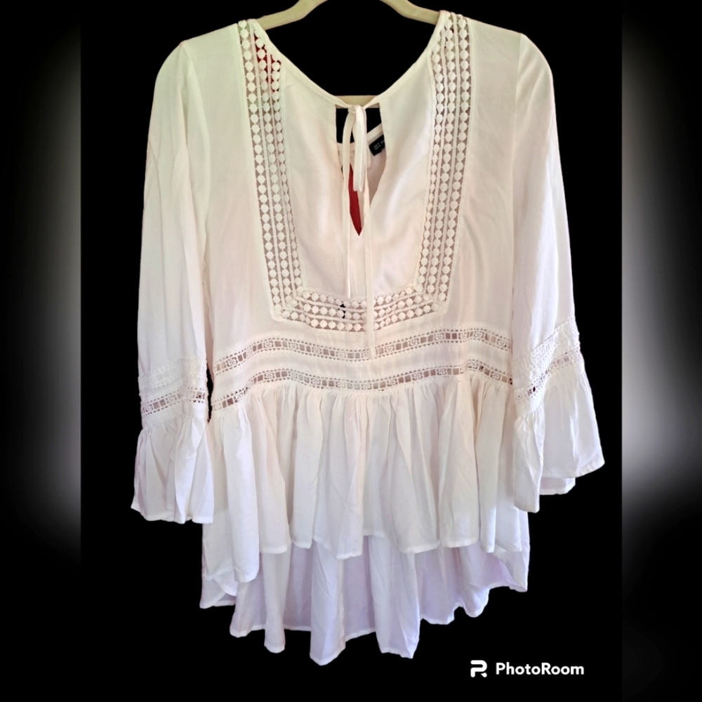 Haute Rogue medium peasant blouse rayon boho white lace inserts